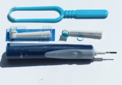 Cleaning teeth tools