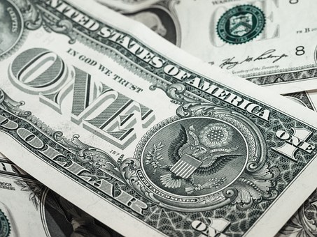 One Dollar cash